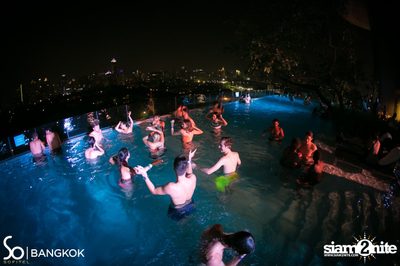 SO POOL PARTY ที่ เดอะ วอเทอร์ คลับ โรงแรมโซฟิเทล โซ — photo 97