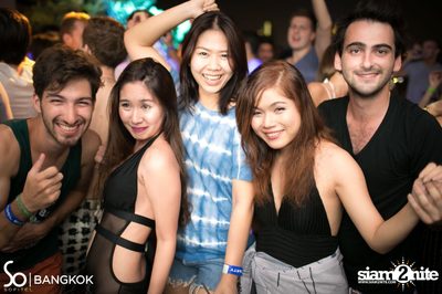 SO POOL PARTY ที่ เดอะ วอเทอร์ คลับ โรงแรมโซฟิเทล โซ — photo 116