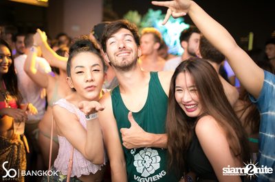 SO POOL PARTY ที่ เดอะ วอเทอร์ คลับ โรงแรมโซฟิเทล โซ — photo 119