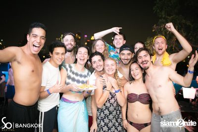 SO POOL PARTY ที่ เดอะ วอเทอร์ คลับ โรงแรมโซฟิเทล โซ — photo 121