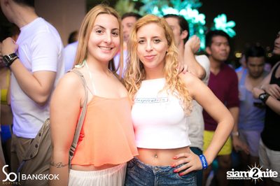 SO POOL PARTY ที่ เดอะ วอเทอร์ คลับ โรงแรมโซฟิเทล โซ — photo 124