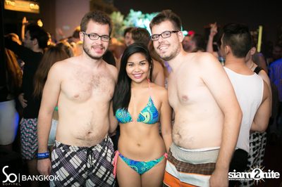SO POOL PARTY ที่ เดอะ วอเทอร์ คลับ โรงแรมโซฟิเทล โซ — photo 135