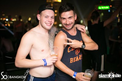 SO POOL PARTY ที่ เดอะ วอเทอร์ คลับ โรงแรมโซฟิเทล โซ — photo 146