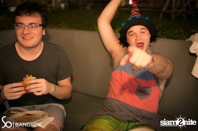 SO POOL PARTY ที่ เดอะ วอเทอร์ คลับ โรงแรมโซฟิเทล โซ — photo 148