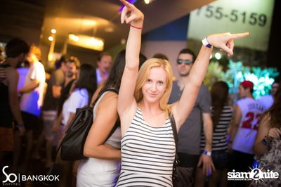 SO POOL PARTY ที่ เดอะ วอเทอร์ คลับ โรงแรมโซฟิเทล โซ — photo 150