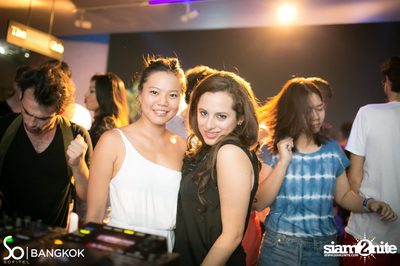 SO POOL PARTY ที่ เดอะ วอเทอร์ คลับ โรงแรมโซฟิเทล โซ — photo 151