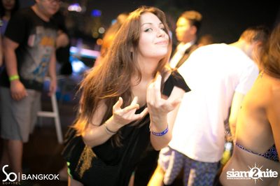 SO POOL PARTY ที่ เดอะ วอเทอร์ คลับ โรงแรมโซฟิเทล โซ — photo 153