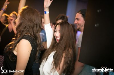 SO POOL PARTY ที่ เดอะ วอเทอร์ คลับ โรงแรมโซฟิเทล โซ — photo 160
