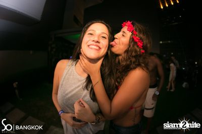 SO POOL PARTY ที่ เดอะ วอเทอร์ คลับ โรงแรมโซฟิเทล โซ — photo 171