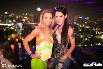 SO POOL PARTY ที่ เดอะ วอเทอร์ คลับ โรงแรมโซฟิเทล โซ — photo 194