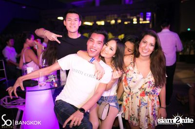 SO POOL PARTY ที่ เดอะ วอเทอร์ คลับ โรงแรมโซฟิเทล โซ — photo 199