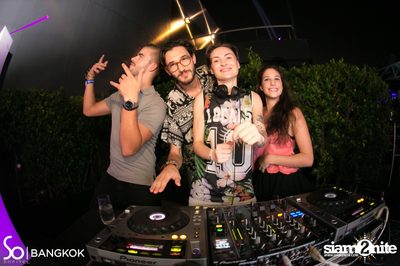 SO POOL PARTY ที่ เดอะ วอเทอร์ คลับ โรงแรมโซฟิเทล โซ — photo 211