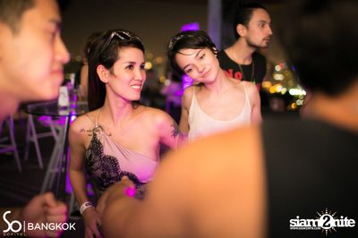 SO POOL PARTY ที่ เดอะ วอเทอร์ คลับ โรงแรมโซฟิเทล โซ — photo 222