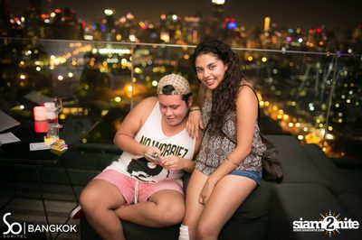 SO POOL PARTY ที่ เดอะ วอเทอร์ คลับ โรงแรมโซฟิเทล โซ — photo 223