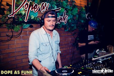 DOPE AS FUNK - Movember Rooftop Edition ที่ อะโบฟ อีเลฟเว่น — photo 71