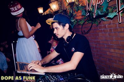 DOPE AS FUNK - Movember Rooftop Edition ที่ อะโบฟ อีเลฟเว่น — photo 100