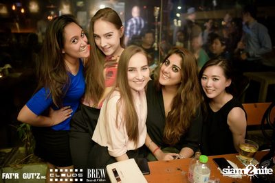Seenspace Invasion ที่ร้าน Clouds, Fat'R Gut'z และ BREW Beers & Ciders — photo 5
