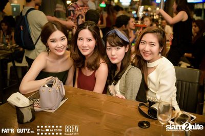 Seenspace Invasion ที่ร้าน Clouds, Fat'R Gut'z และ BREW Beers & Ciders — photo 6