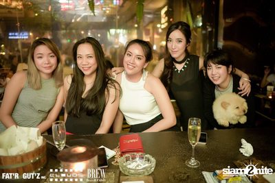 Seenspace Invasion ที่ร้าน Clouds, Fat'R Gut'z และ BREW Beers & Ciders — photo 27