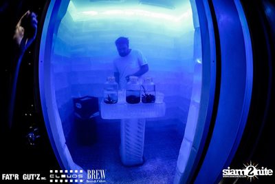 Seenspace Invasion ที่ร้าน Clouds, Fat'R Gut'z และ BREW Beers & Ciders — photo 31