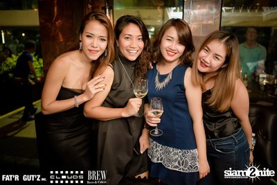 Seenspace Invasion ที่ร้าน Clouds, Fat'R Gut'z และ BREW Beers & Ciders — photo 35