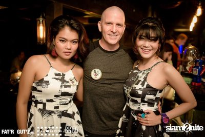 Seenspace Invasion ที่ร้าน Clouds, Fat'R Gut'z และ BREW Beers & Ciders — photo 37