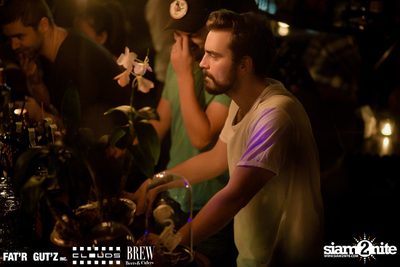 Seenspace Invasion ที่ร้าน Clouds, Fat'R Gut'z และ BREW Beers & Ciders — photo 53