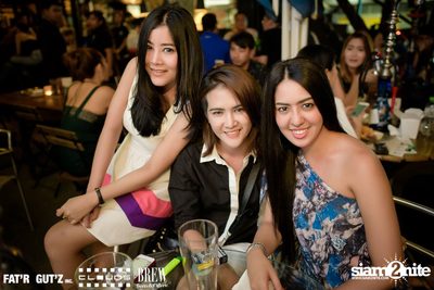 Seenspace Invasion ที่ร้าน Clouds, Fat'R Gut'z และ BREW Beers & Ciders — photo 71