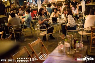 Seenspace Invasion ที่ร้าน Clouds, Fat'R Gut'z และ BREW Beers & Ciders — photo 26