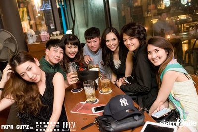 Seenspace Invasion ที่ร้าน Clouds, Fat'R Gut'z และ BREW Beers & Ciders — photo 43