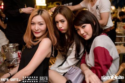 Seenspace Invasion ที่ร้าน Clouds, Fat'R Gut'z และ BREW Beers & Ciders — photo 80
