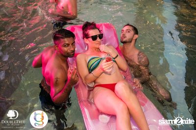 G-Spot Entertainment นำเสนอ Splash Out Pool Party ที่ ดับเบิลทรี บาย ฮิลตัน — photo 71