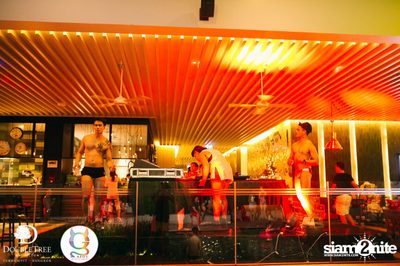 G-Spot Entertainment นำเสนอ Splash Out Pool Party ที่ ดับเบิลทรี บาย ฮิลตัน — photo 78