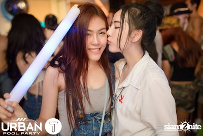 THAMMATAI นำเสนอ Urban Pool Party ที่ โซฟิเทล โซ — photo 19