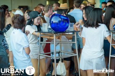 THAMMATAI นำเสนอ Urban Pool Party ที่ โซฟิเทล โซ — photo 93