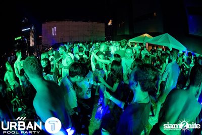 THAMMATAI นำเสนอ Urban Pool Party ที่ โซฟิเทล โซ — photo 115