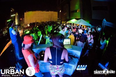 THAMMATAI นำเสนอ Urban Pool Party ที่ โซฟิเทล โซ — photo 126