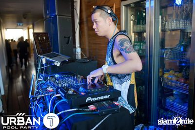THAMMATAI นำเสนอ Urban Pool Party ที่ โซฟิเทล โซ — photo 143