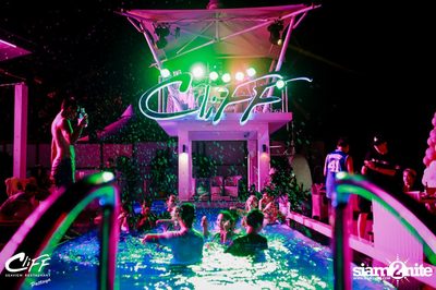 Singha presents Hang Over Pool Party at Cliff Pattaya — photo 45