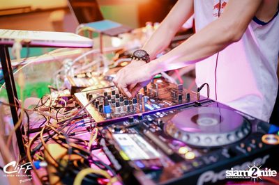 Singha presents Hang Over Pool Party at Cliff Pattaya — photo 68