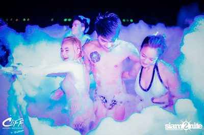Singha presents Hang Over Pool Party at Cliff Pattaya — photo 95