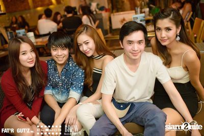 Seenspace Invasion ที่ร้าน Clouds, Fat'R Gut'z และ BREW Beers & Ciders — photo 4