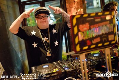 Seenspace Invasion ที่ร้าน Clouds, Fat'R Gut'z และ BREW Beers & Ciders — photo 6