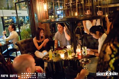 Seenspace Invasion ที่ร้าน Clouds, Fat'R Gut'z และ BREW Beers & Ciders — photo 10
