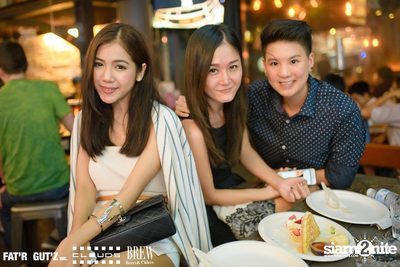 Seenspace Invasion ที่ร้าน Clouds, Fat'R Gut'z และ BREW Beers & Ciders — photo 43