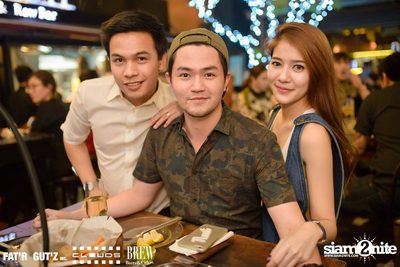Seenspace Invasion ที่ร้าน Clouds, Fat'R Gut'z และ BREW Beers & Ciders — photo 54