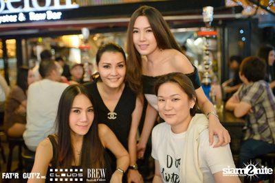 Seenspace Invasion ที่ร้าน Clouds, Fat'R Gut'z และ BREW Beers & Ciders — photo 66