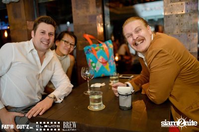 Seenspace Invasion ที่ร้าน Clouds, Fat'R Gut'z และ BREW Beers & Ciders — photo 89