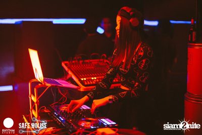 SYNCHR8NISM กับ REIKO (F Club SG) ที่ เซฟเฮ้าส์ — photo 29