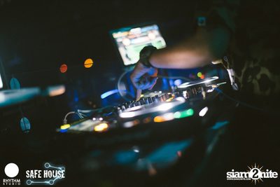 SYNCHR8NISM กับ REIKO (F Club SG) ที่ เซฟเฮ้าส์ — photo 35